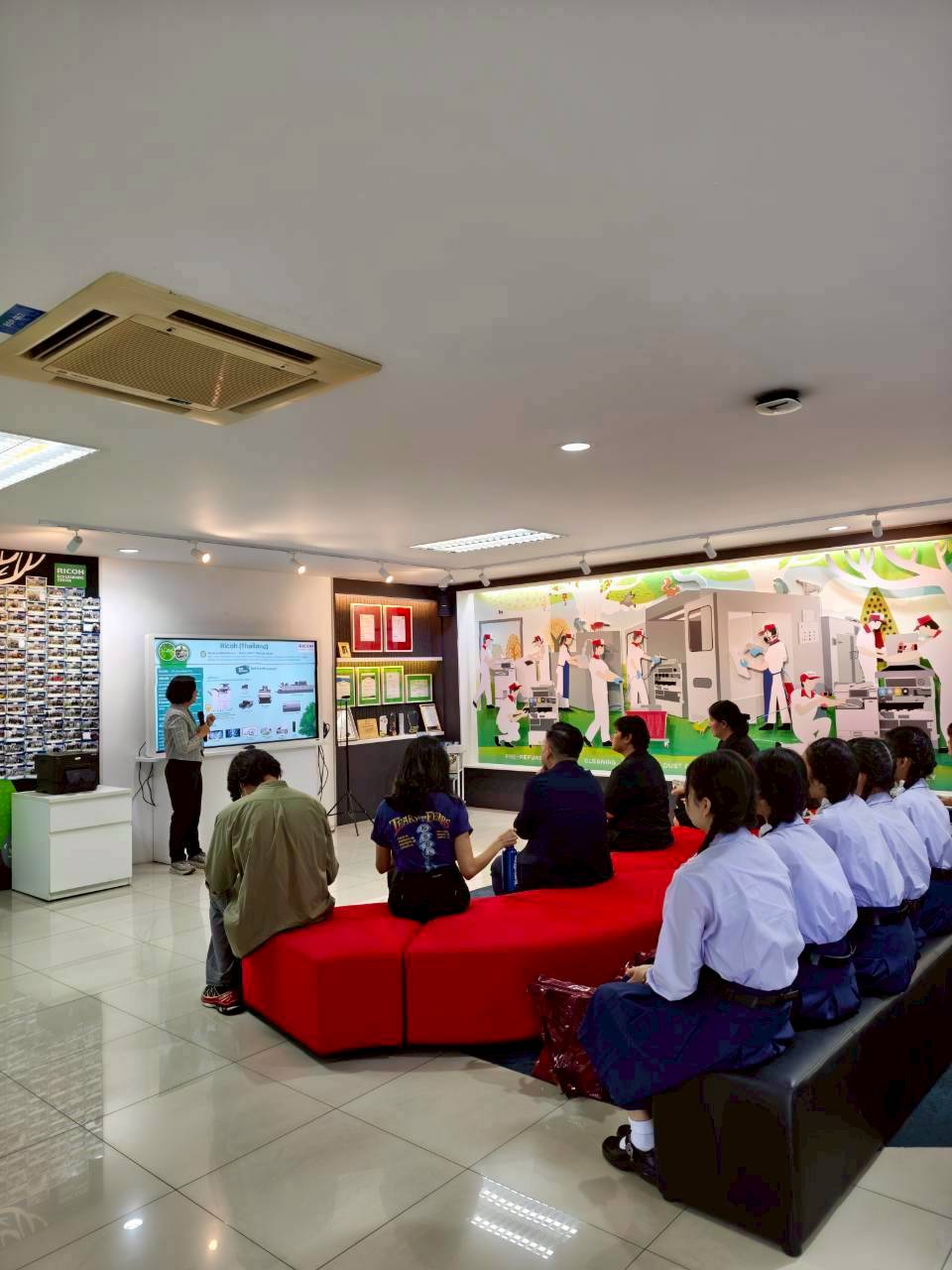 สร้างพลังเยาวชนพิทักษ์โลก มูลนิธิคุณลุยเดินหน้าโครงการรักษ์สิ่งแวดล้อม ก้าวสู่ปีที่ 2 - รูปที่ 5